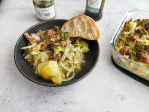 baked broccoli and sausages