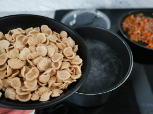 tomato and vegetable pasta