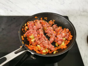 tomato and vegetable pasta