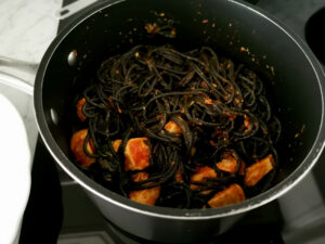 black squid spaghetti