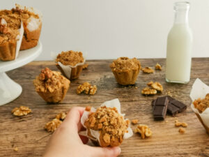 healthy oat muffins