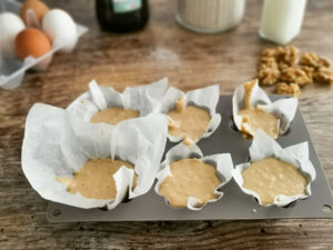 healthy oat muffins