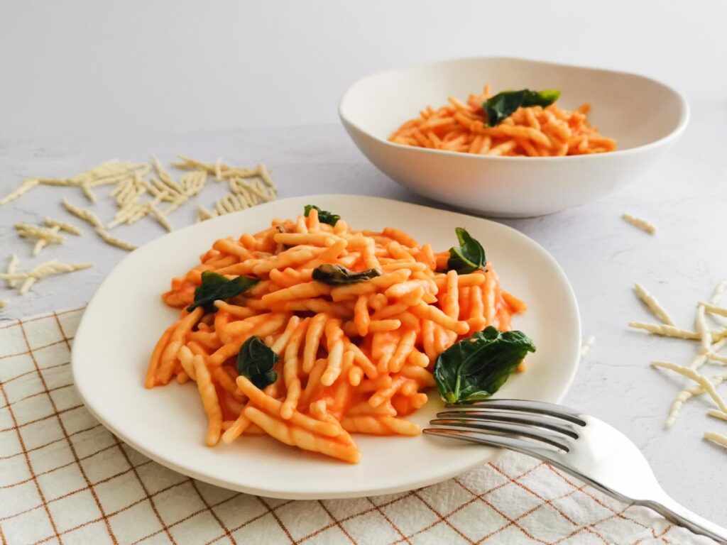 creamy tomato pasta is ready