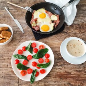 Italian fried eggs with ham and cheese