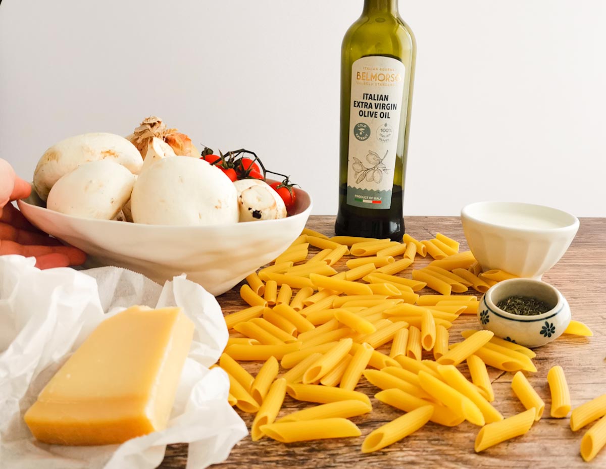 ingredients for tomato mushroom pasta