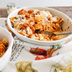 vegan sun dried tomato pesto pasta bake