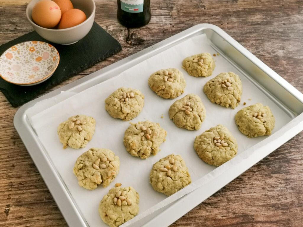 baked italian olive oil biscuits