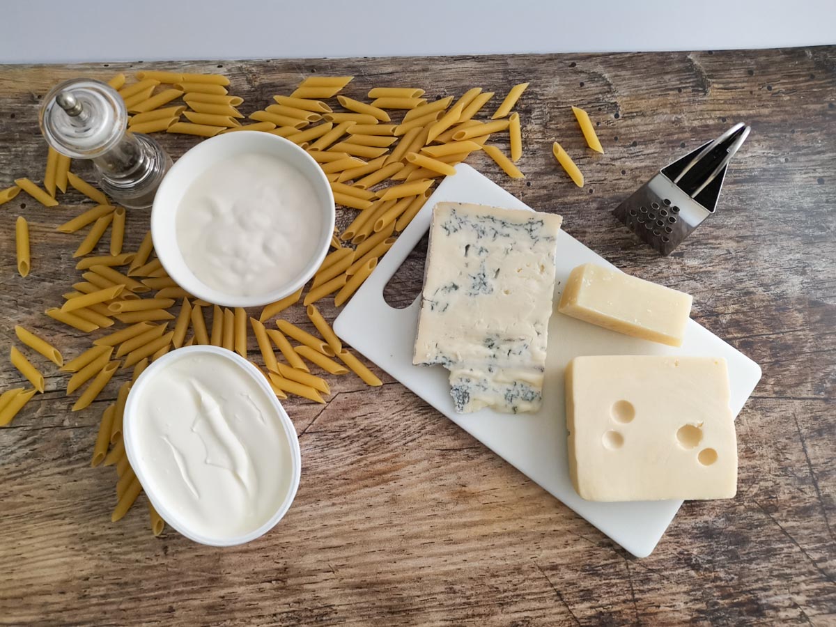 ingredients for quattro formaggi pasta