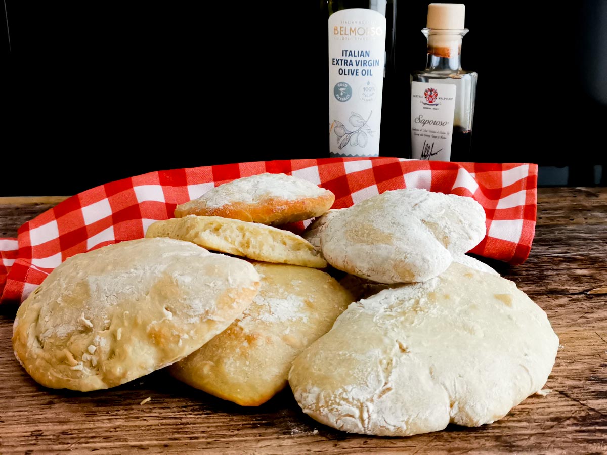 easy ciabatta bread recipe with Italian EVOO (2)