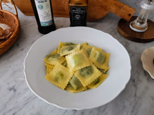 balsamic ravioli with parmesan sauce