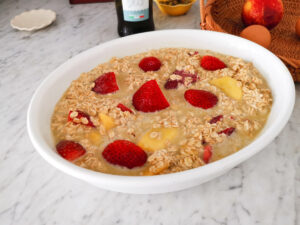 Summer baked oatmeal with pistachio butter