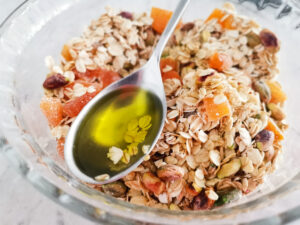 pistachio granola clusters