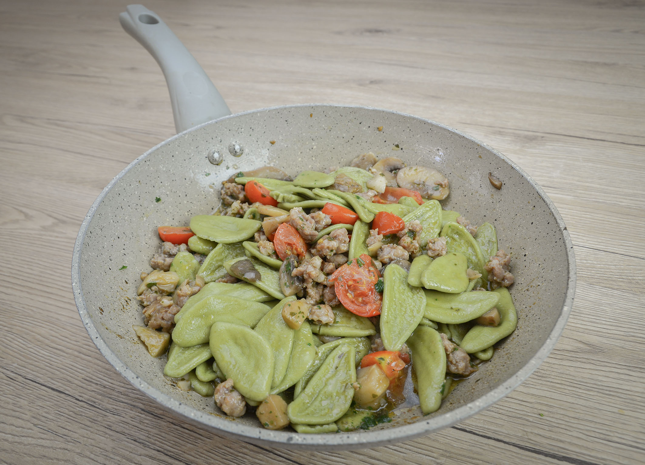 Italian sausage mushroom pasta