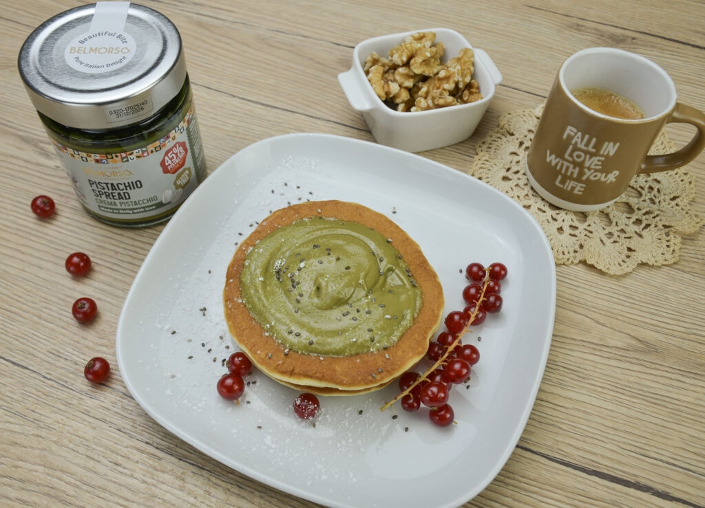 pancake with pistachio cream